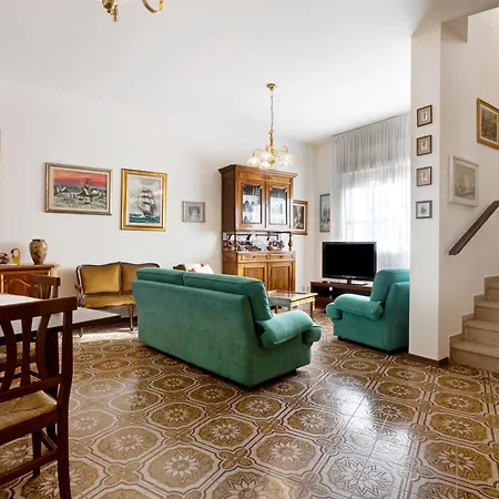 Casa Delle Ortensie * Viareggio