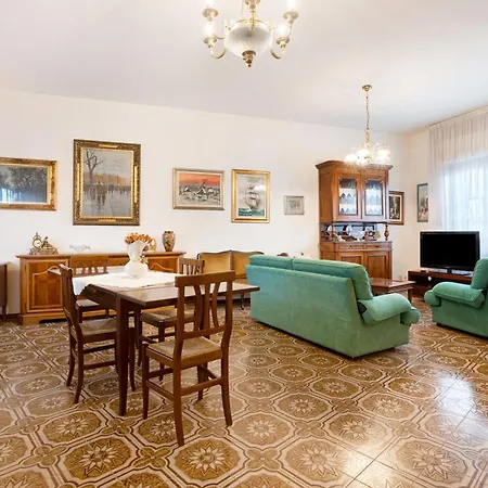 Casa Delle Ortensie Viareggio